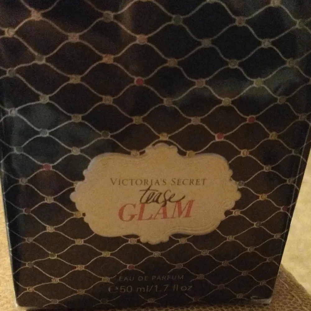 Victoria Secret Tease Glam, 1.7 Fl Oz, Sealed, NIB